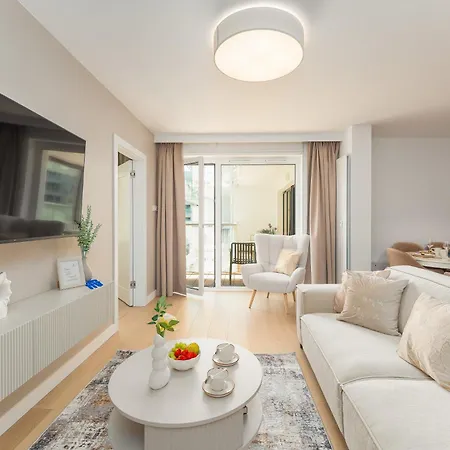 Polanki Aqua Family Premium - 3 Sypialnie - Private Garage - Pool & Access شقة كولوبرزيغ
