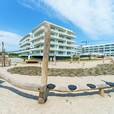 Polanki Aqua Family Premium - 3 Sypialnie - Private Garage - Pool & Access * كولوبرزيغ